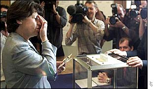 Former employment minister Martine Aubry