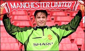 1999 - Bosnich re-joins Manchester United on a free transfer