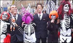 Protesters dressed as Tony Blair and George Bush  