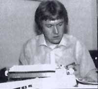 Y Golygydd wrth ei waith - Glyn Tomos