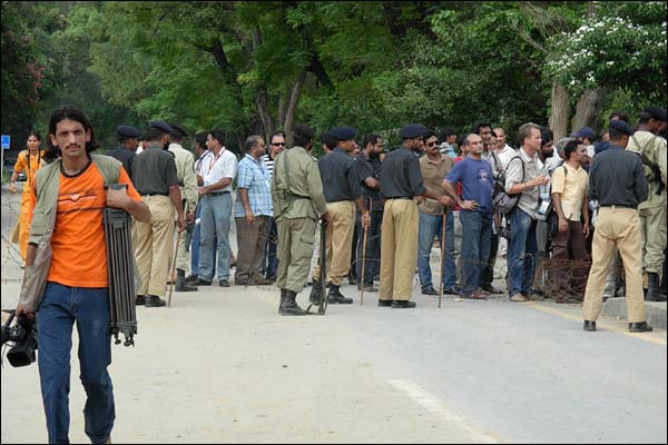 مسجد آپریشن کے بعد