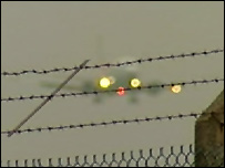 Aviões 'de fachada' teriam passado por Açores, Madeira e Porto